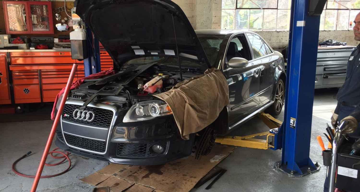 Audi suspension inspection inside the Dubai workshop